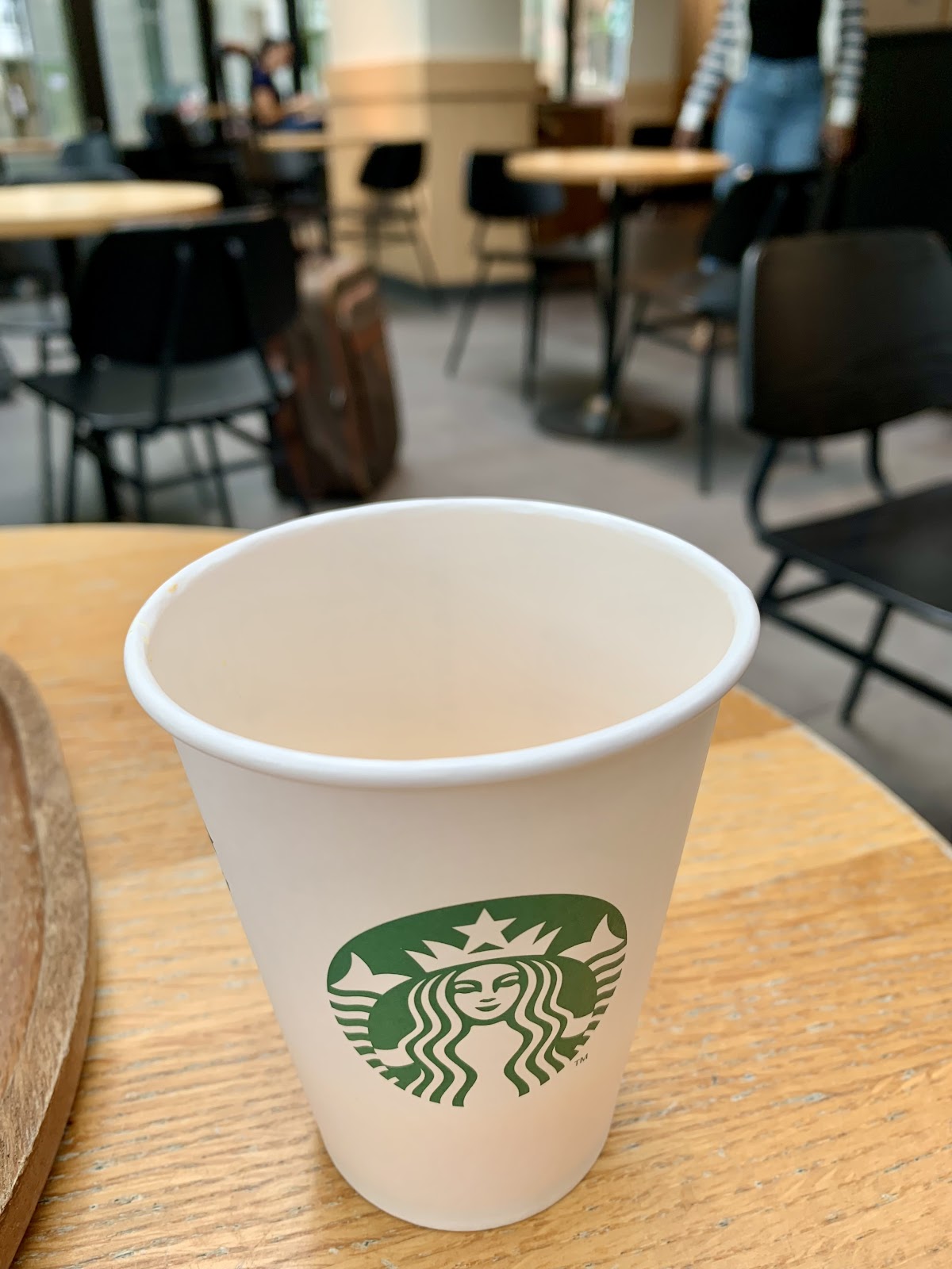 Starbucks Courbevoie Faubourg de l'Arche - Photo 2