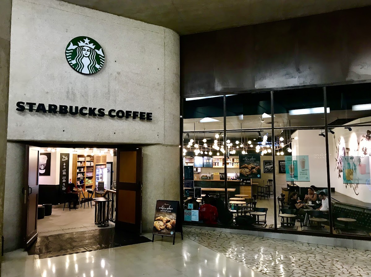 Starbucks Forum des Halles - Photo 3