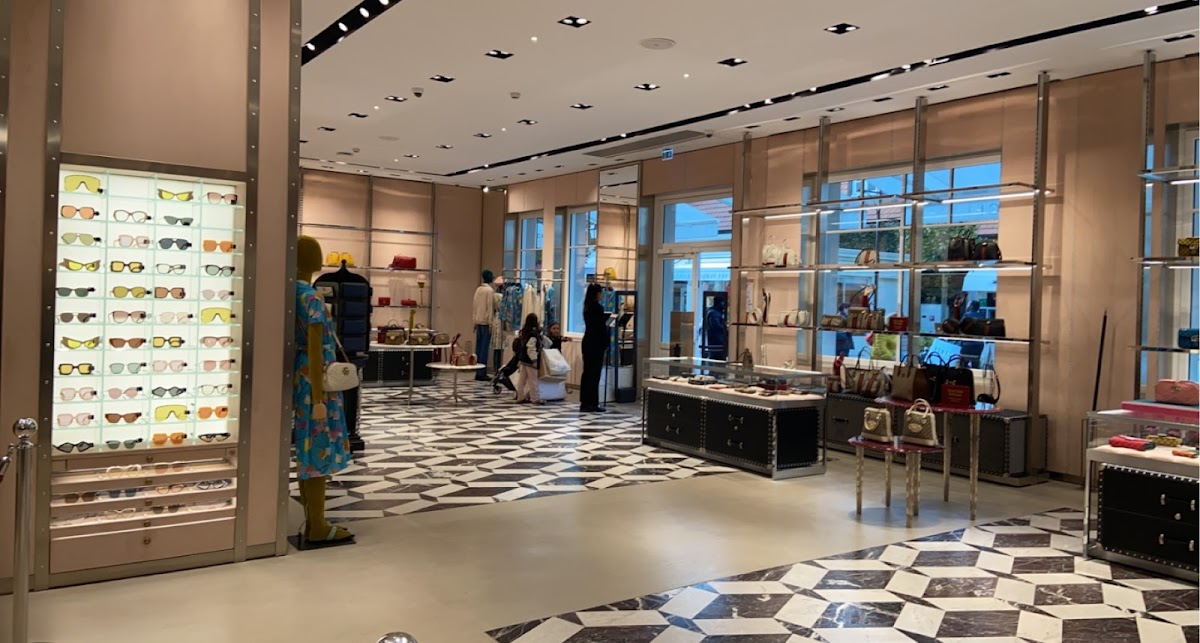 Starbucks La Vallée Village - Photo 3