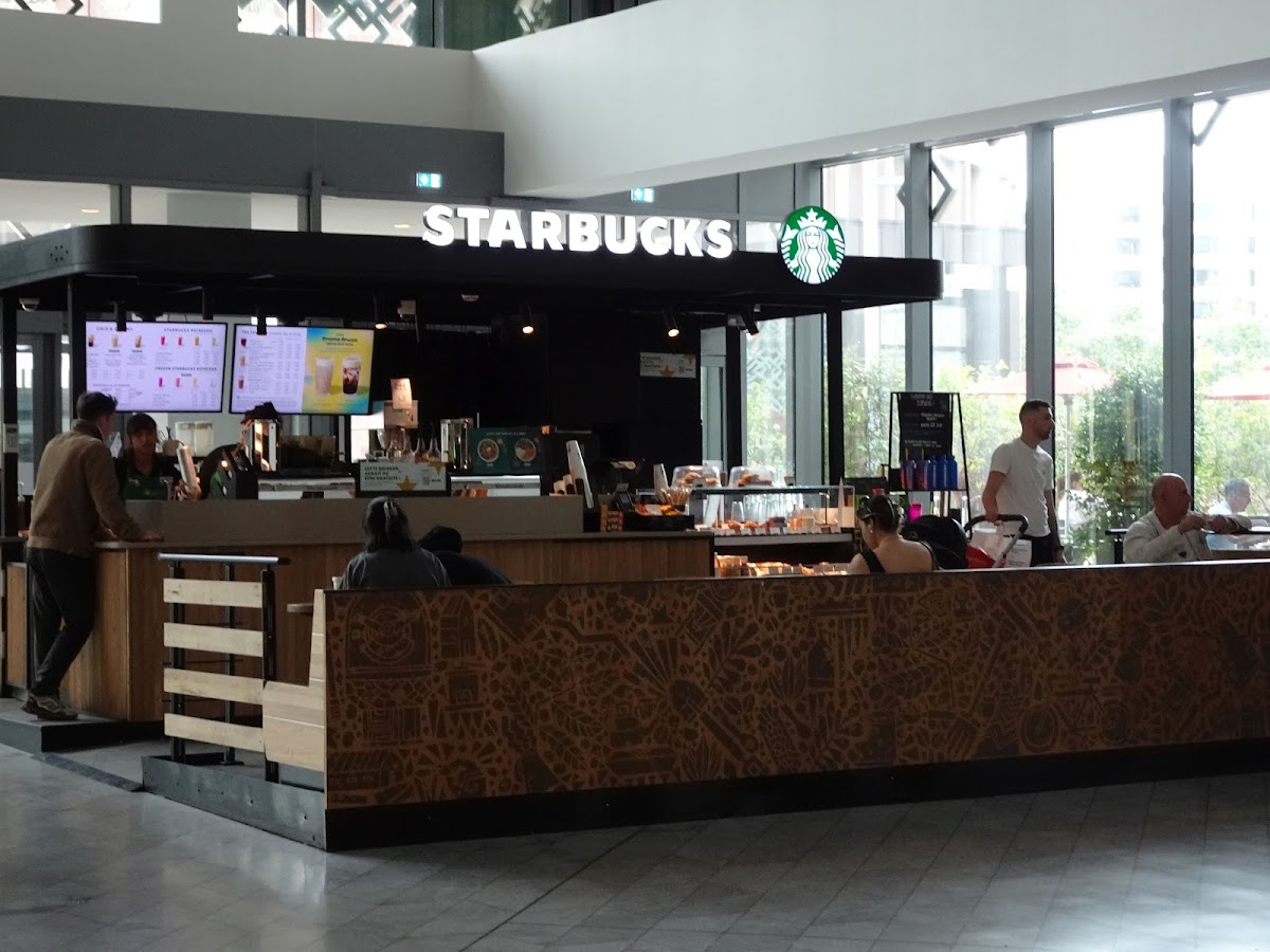 Starbucks Lyon Part-Dieu Gare - Photo 4