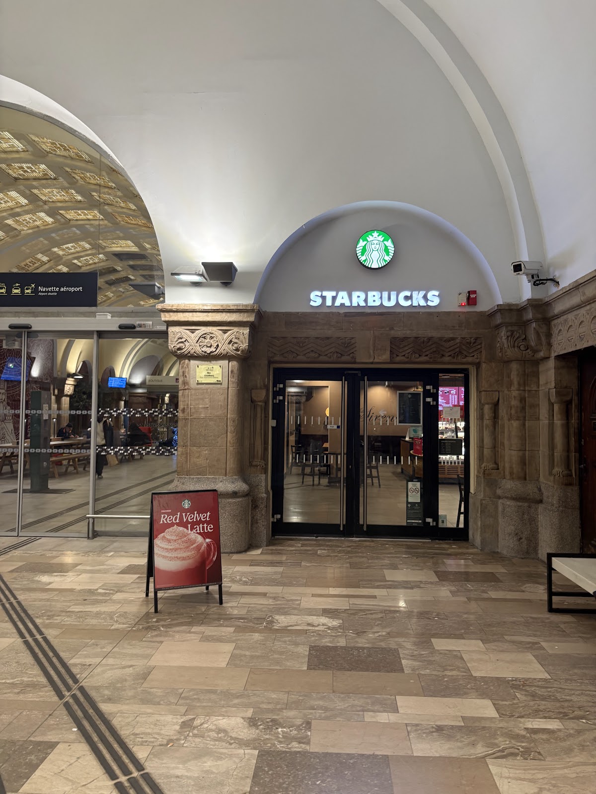 Starbucks Metz Gare