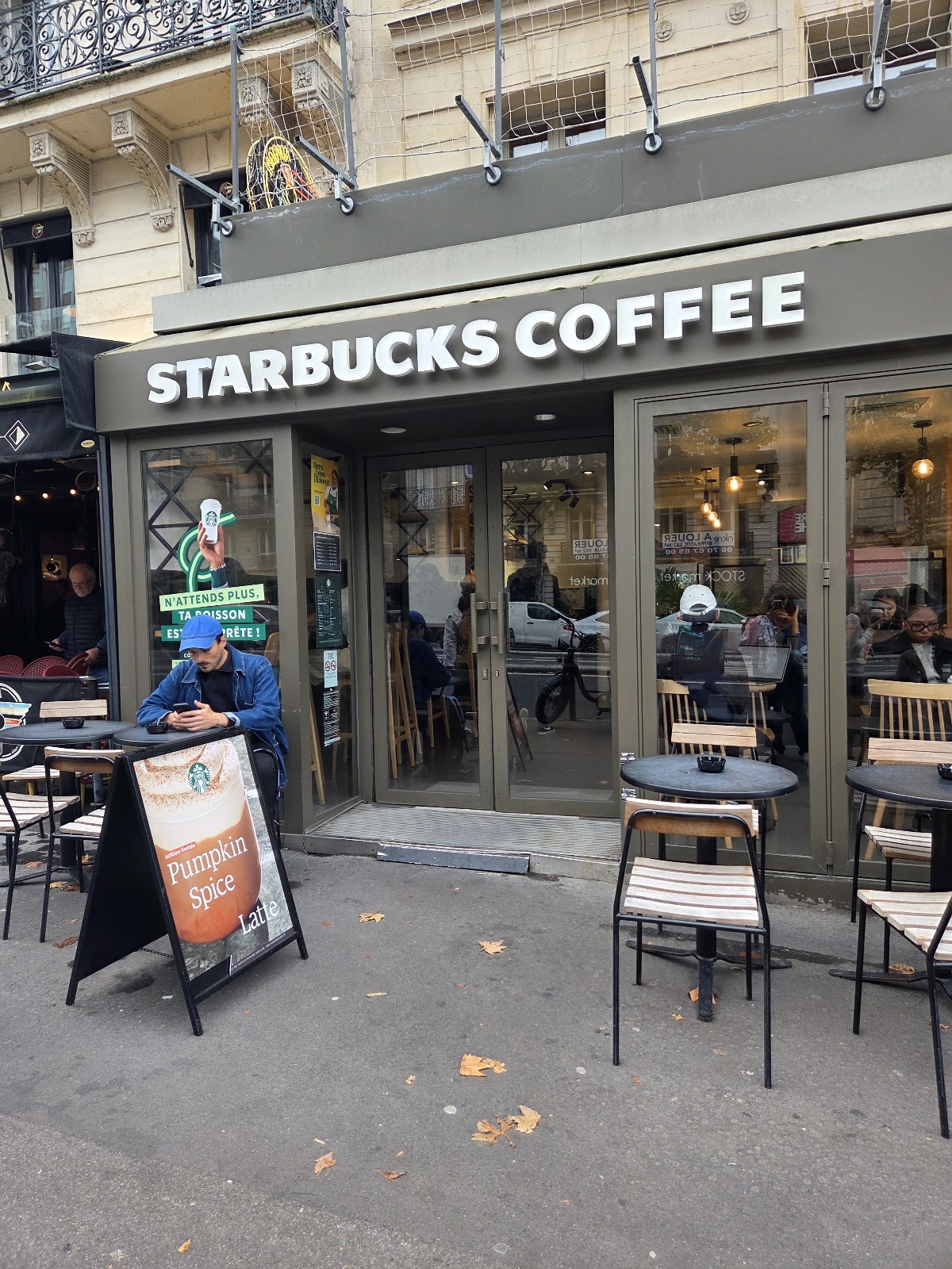 Starbucks Montparnasse - Photo 4
