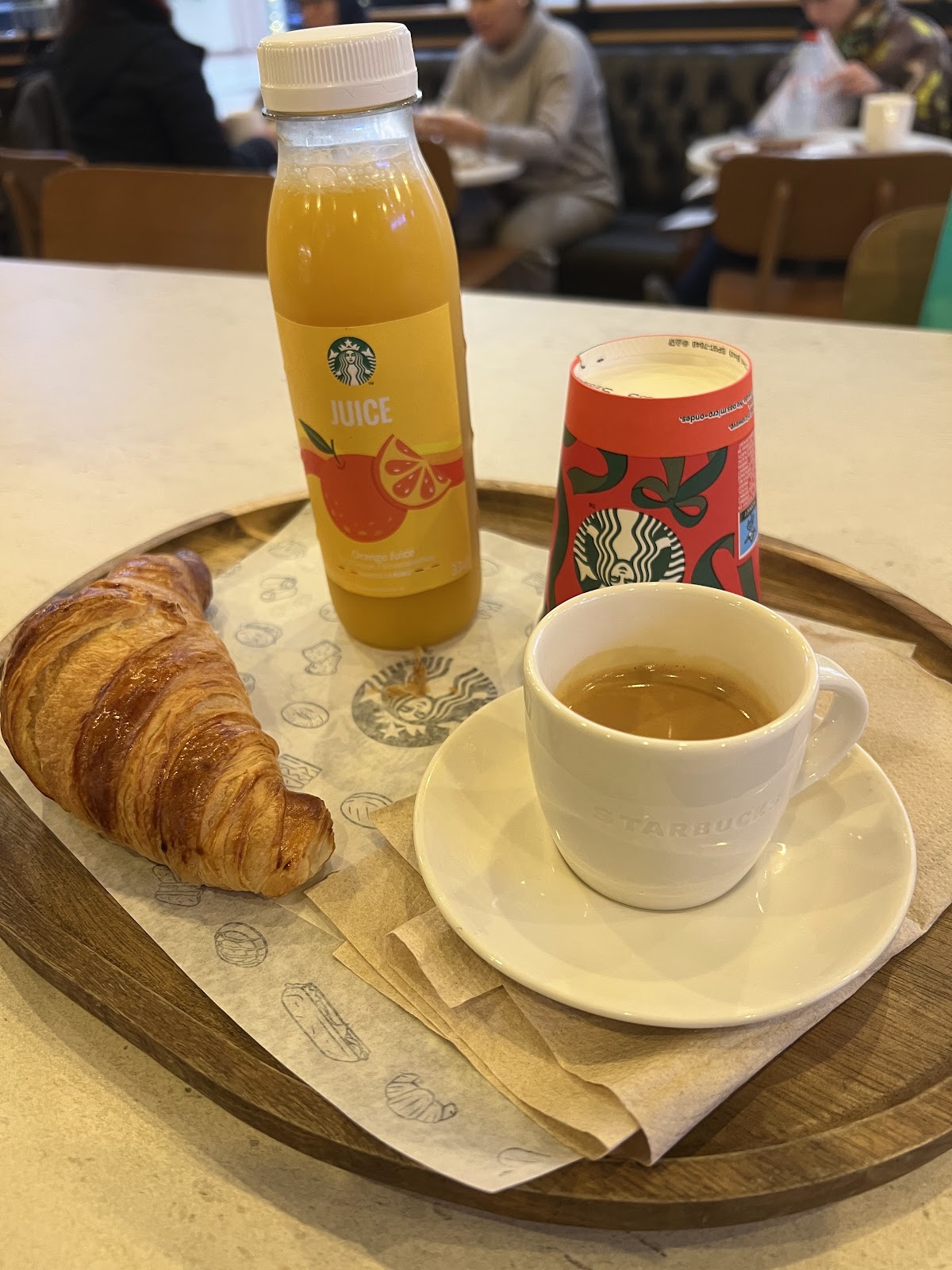 Starbucks Nice Étoile - Photo 2