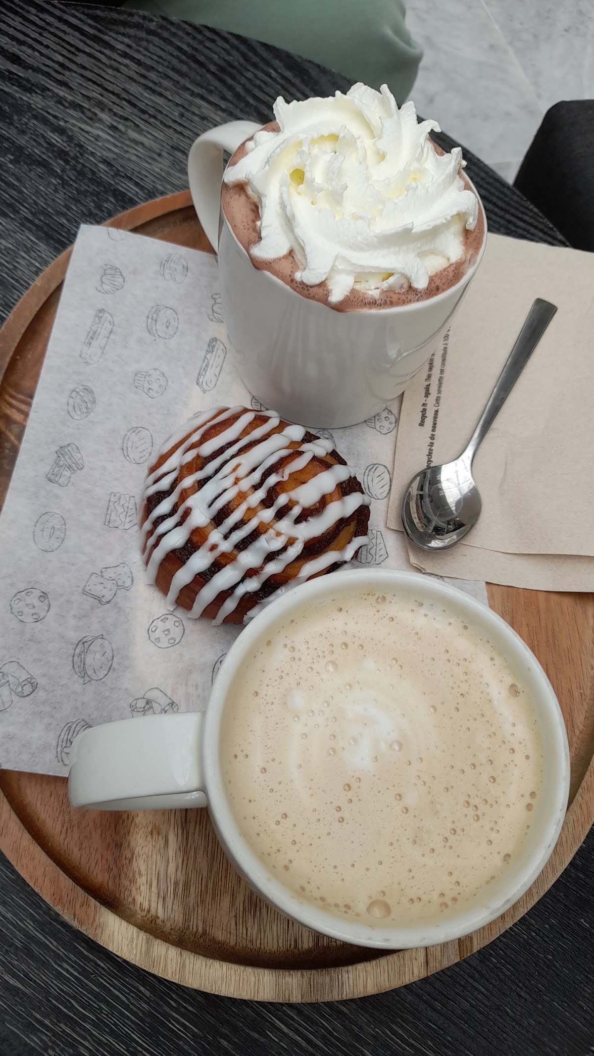 Starbucks Noyelles-Godault - Photo 2