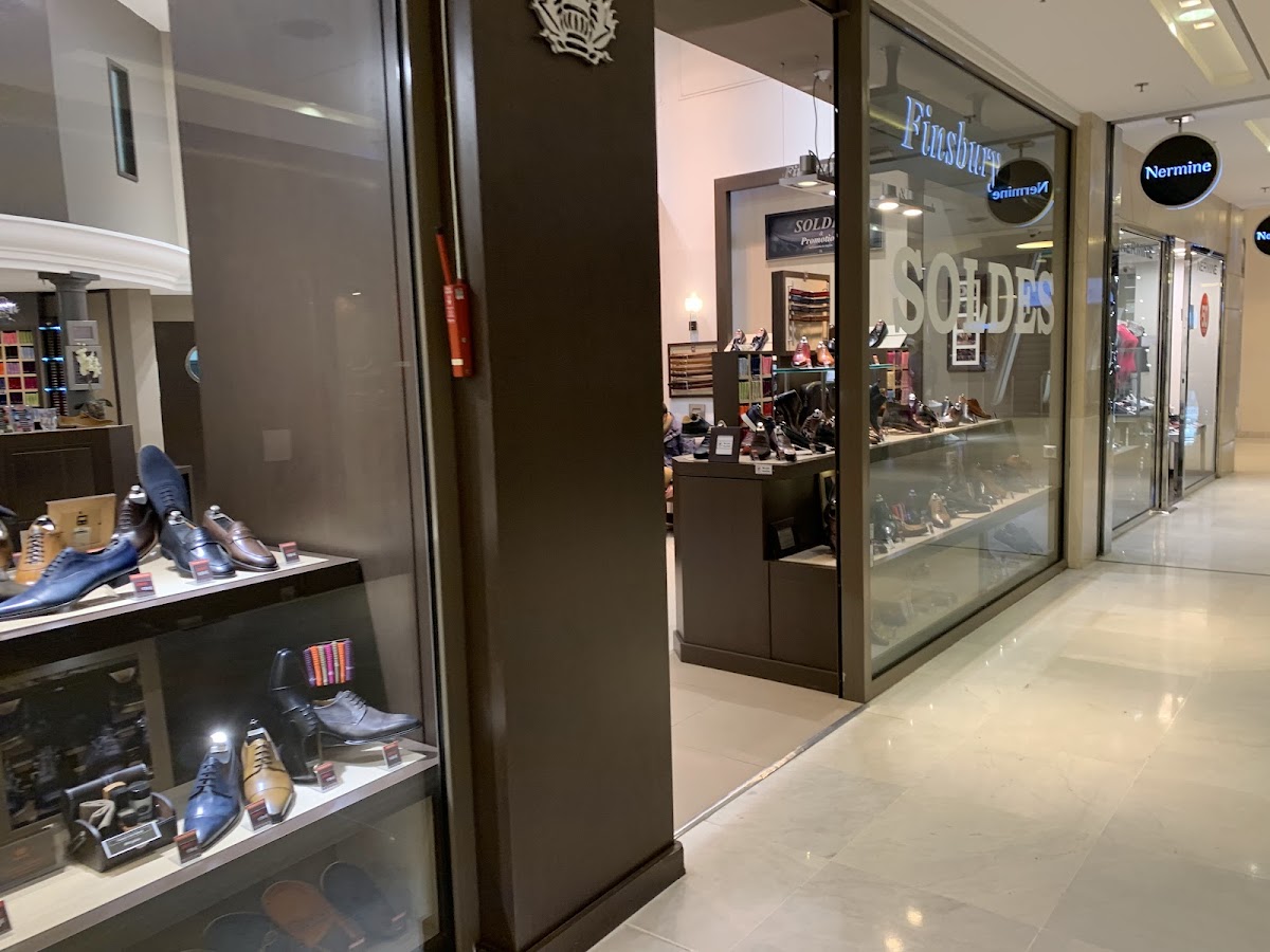 Starbucks Porte Maillot