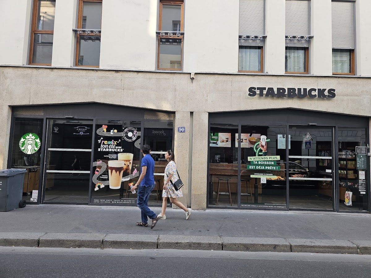 Starbucks Rue Saint-Dominique - Photo 4