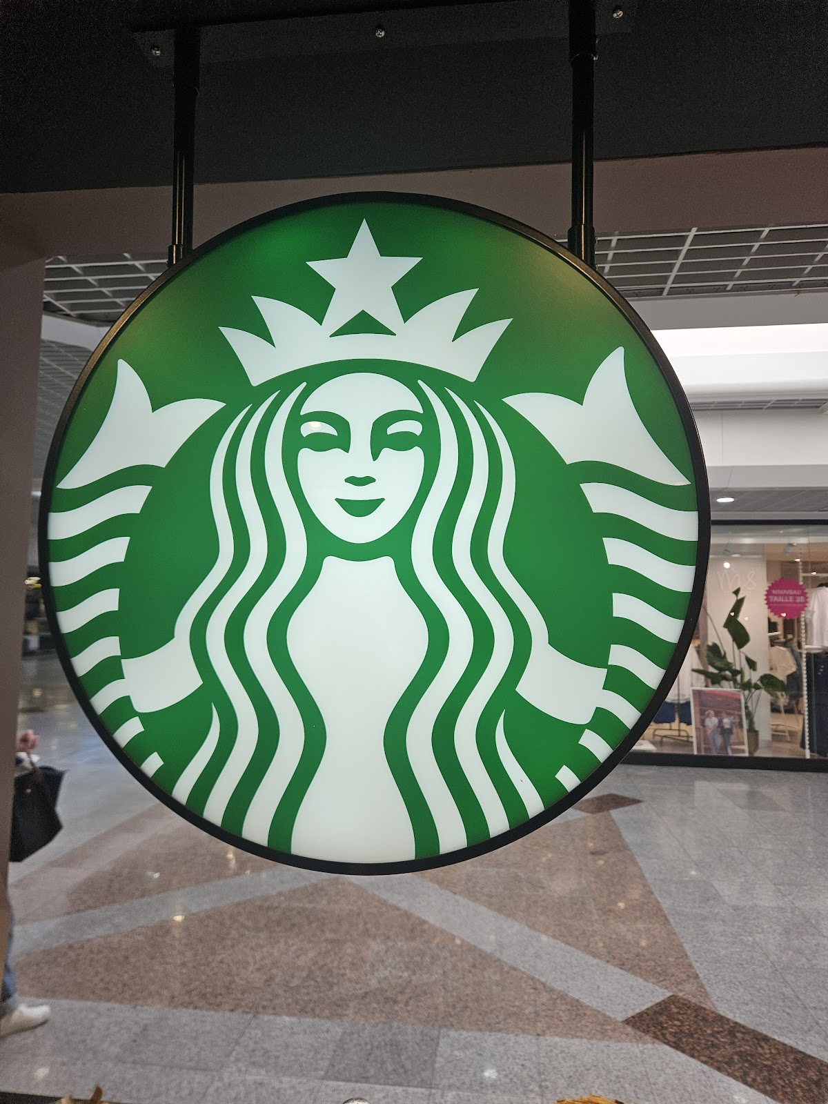 Starbucks Saint-Orens Centre Commercial - Photo 3