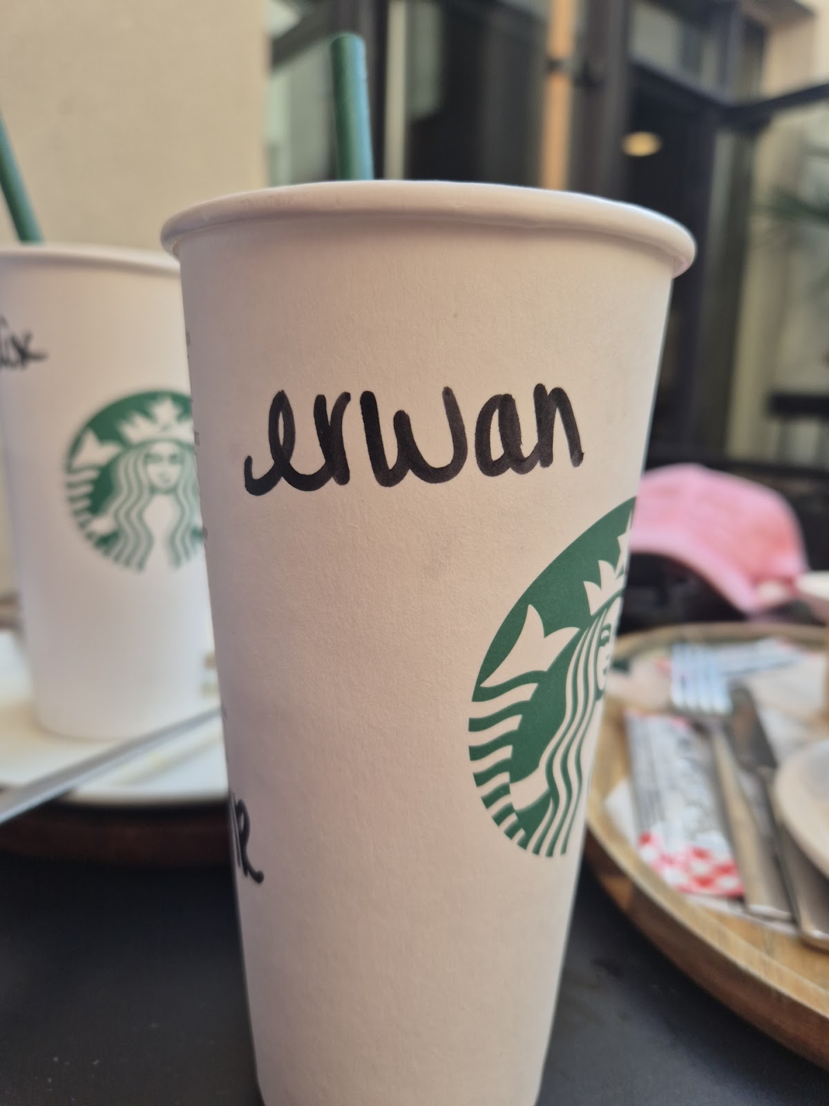 Starbucks Tours Place Jean Jaurès - Photo 3