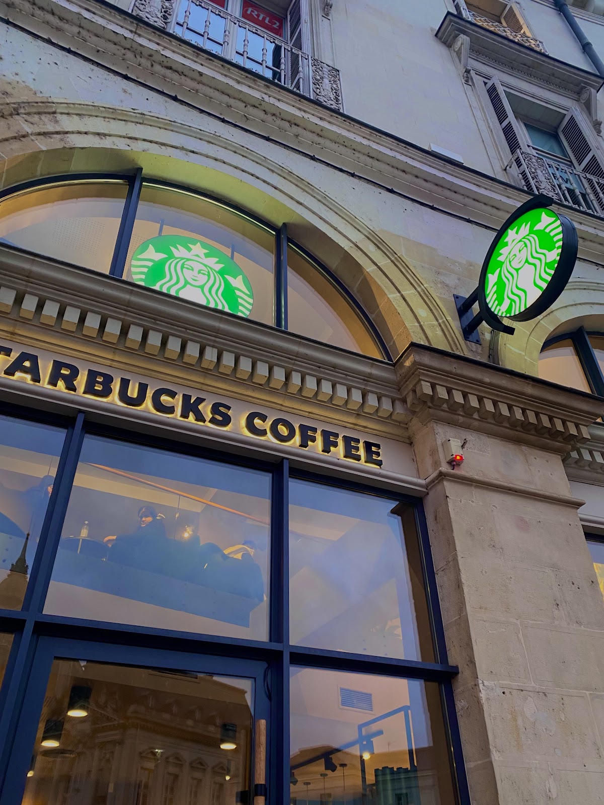 Starbucks Tours Place Jean Jaurès - Photo 4
