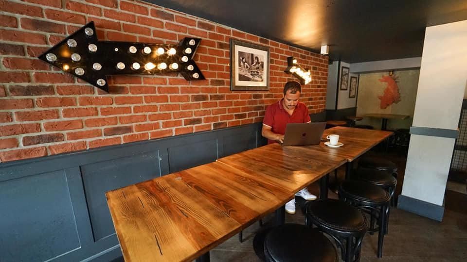 Station W, le Pub Saint-Michel - Photo 2