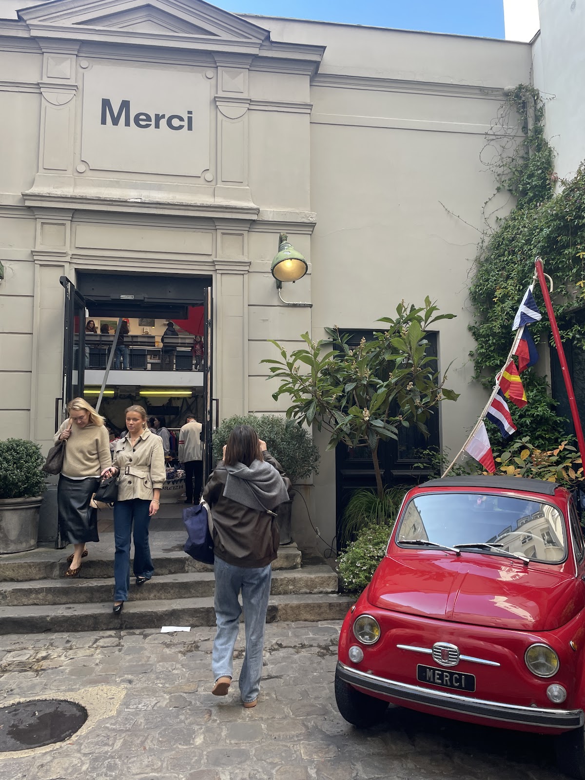 Used book Café - Photo 5