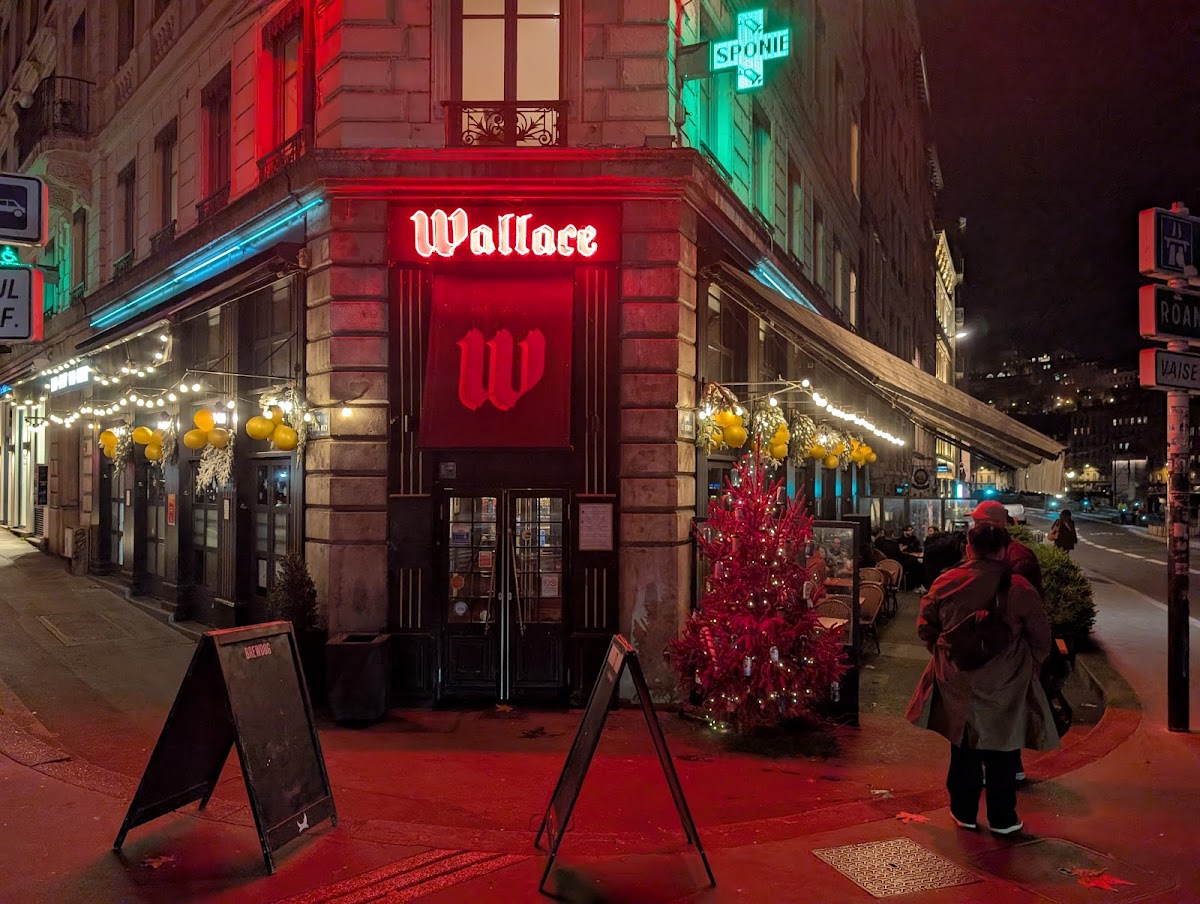 Wallace Pub - Photo 5