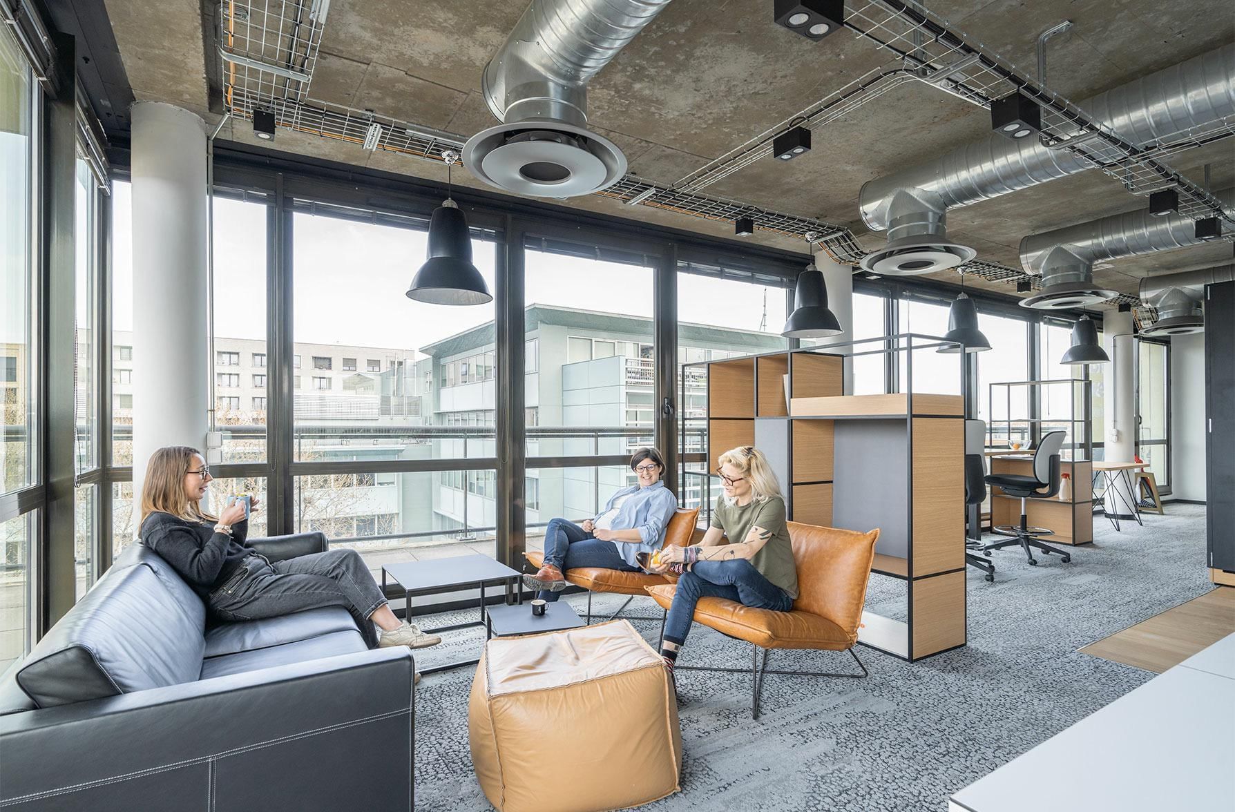 Walter Lyon - Photo 2