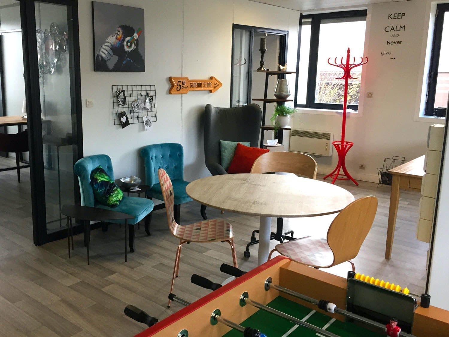 Worker Place - Photo 3