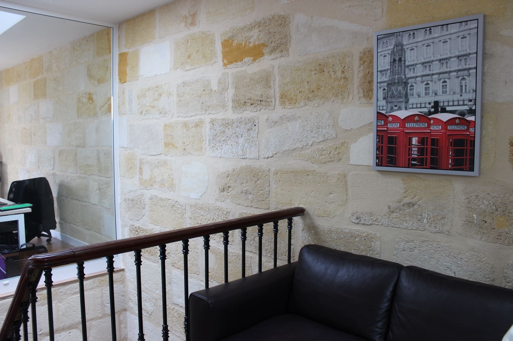 Working Place - Photo 2