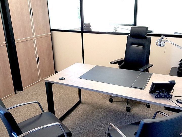 Working Rolls Aéroport Marseille - Photo 2